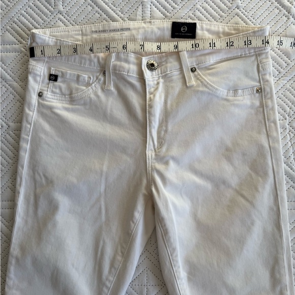 AG Abbey Ankle White Crop Petite Mid-Rise Super Skinny Ankle Jeans Size 26P - Picture 6 of 13